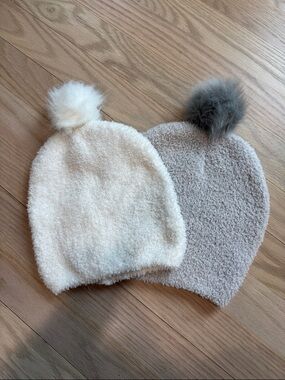 Cozy Pom-Pom Kids Beanies - Cream & Gray
